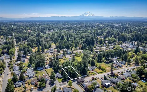 9127 E B Street Tacoma WA 98445