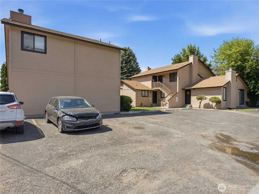 1321 Maple Street Wenatchee WA 98801