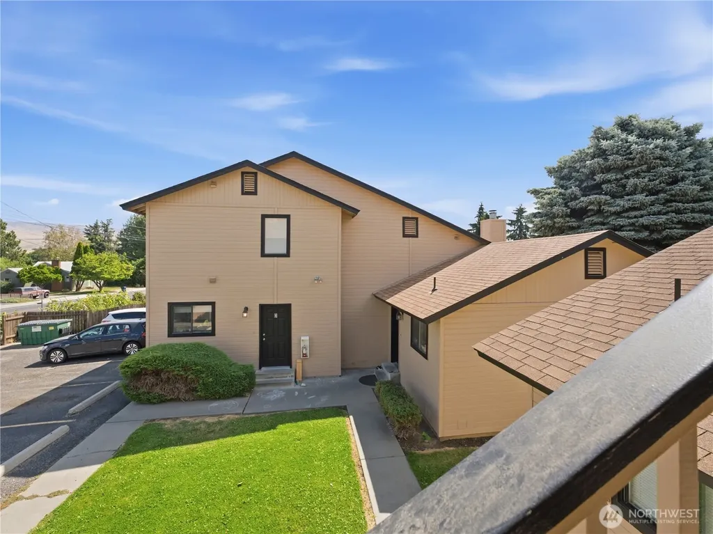 1321 Maple Street Wenatchee WA 98801