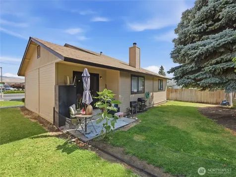 1321 Maple Street Wenatchee WA 98801