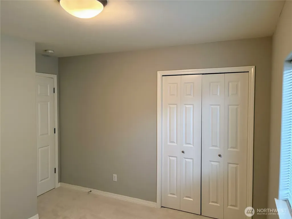 21612 129th Avenue SE Kent WA 98031