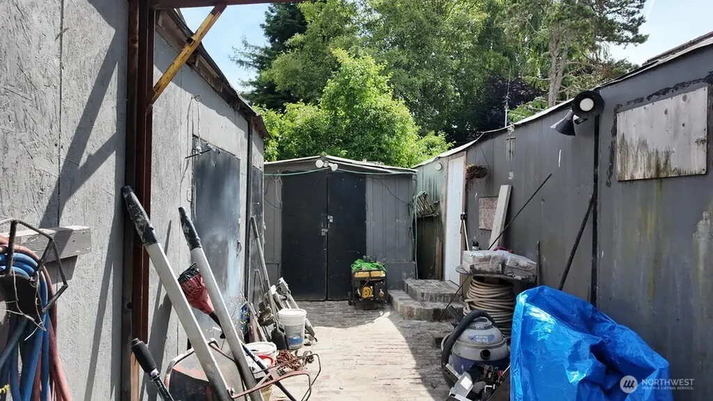 221 101st Street NW Seattle WA 98177