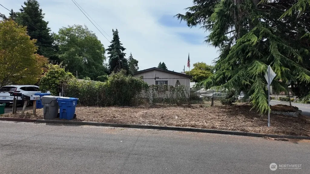 221 101st Street NW Seattle WA 98177