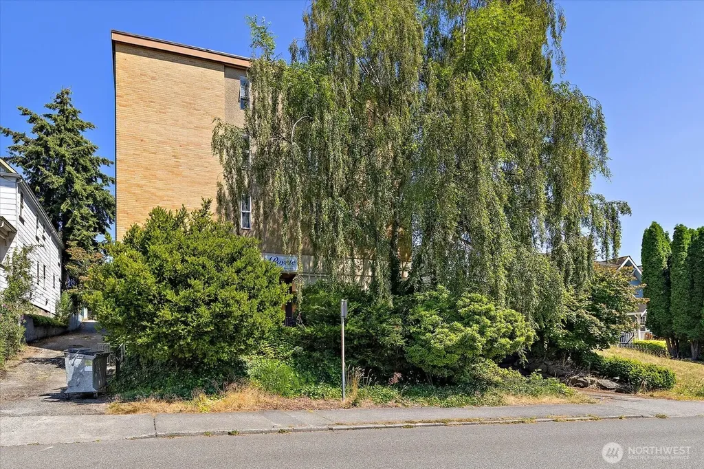 3209 Hoyt Avenue Everett WA 98201