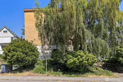 3209 Hoyt Avenue Everett WA 98201