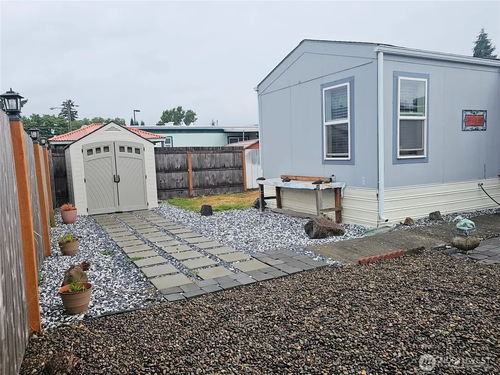 2423 Leisure Lane Centralia WA 98531
