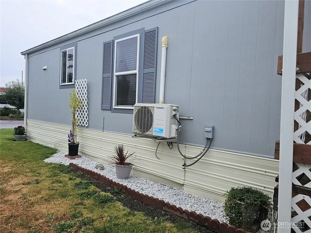 2423 Leisure Lane Centralia WA 98531