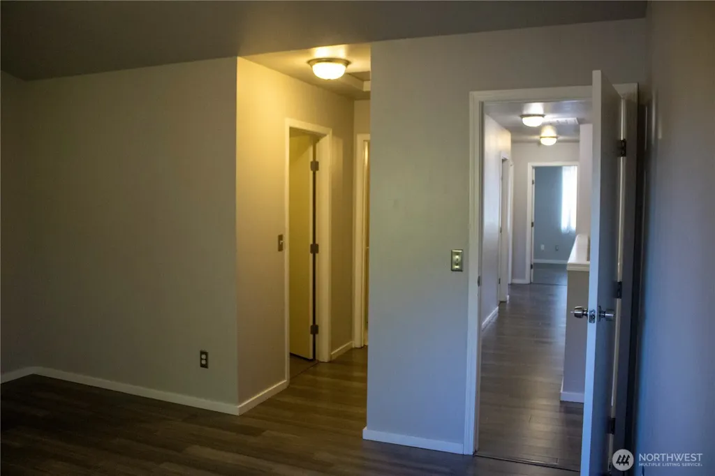 15721 26 Avenue W Lynnwood WA 98087