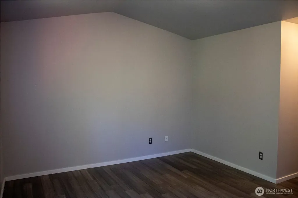 15721 26 Avenue W Lynnwood WA 98087
