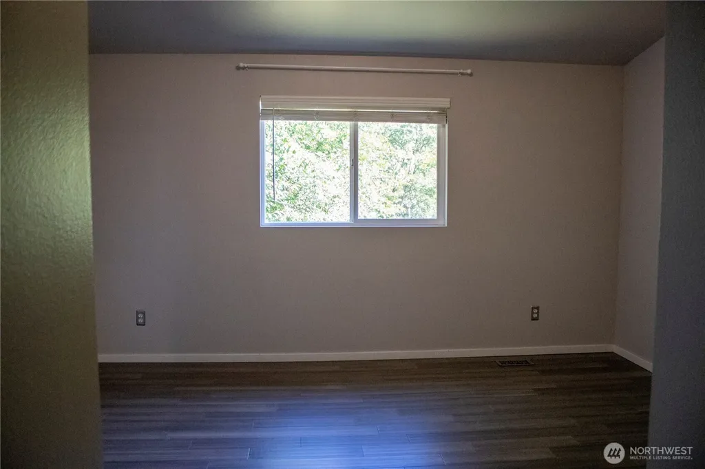 15721 26 Avenue W Lynnwood WA 98087