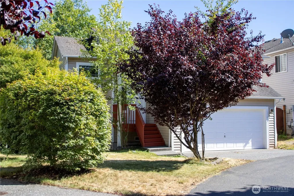 15721 26 Avenue W Lynnwood WA 98087