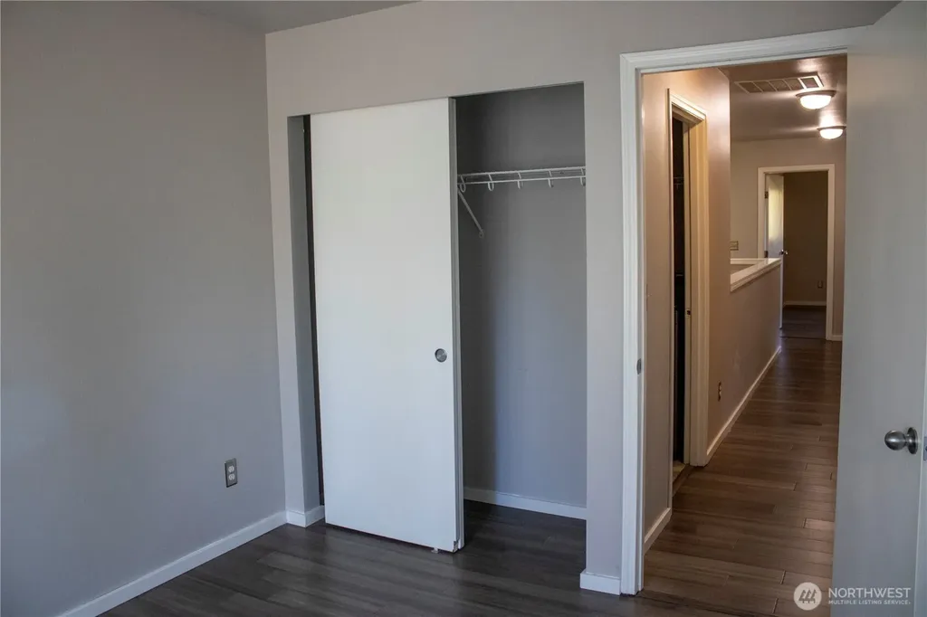 15721 26 Avenue W Lynnwood WA 98087