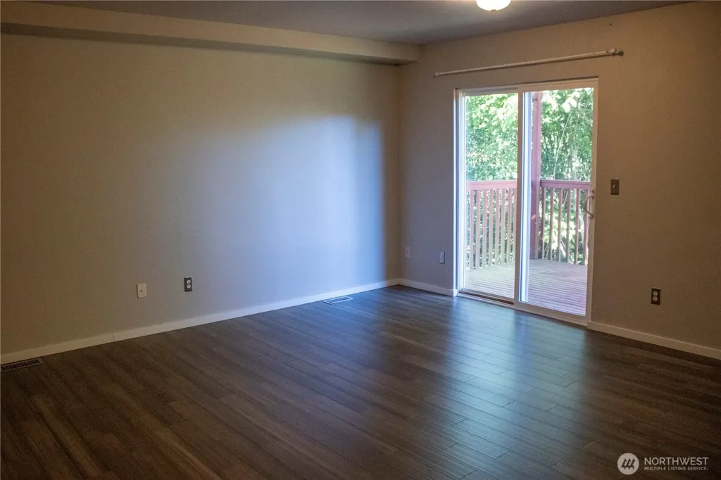 15721 26 Avenue W Lynnwood WA 98087