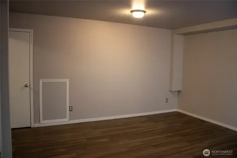 15721 26 Avenue W Lynnwood WA 98087