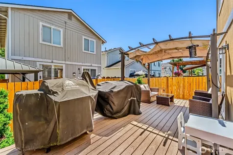 15005 44th Drive NE Marysville WA 98271