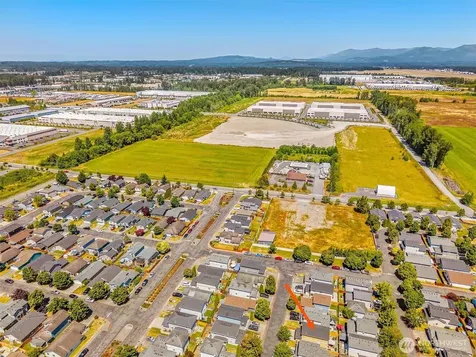 15005 44th Drive NE Marysville WA 98271