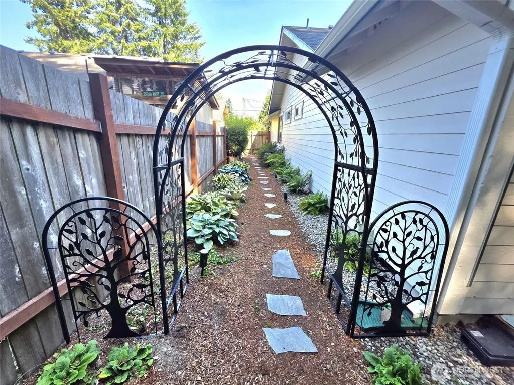 5021 Beverly Drive NE Olympia WA 98516