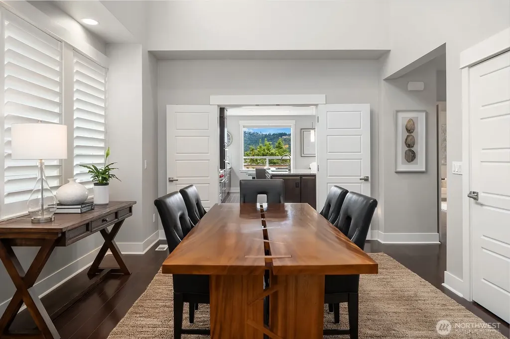 3857 201st Court SE Sammamish WA 98075