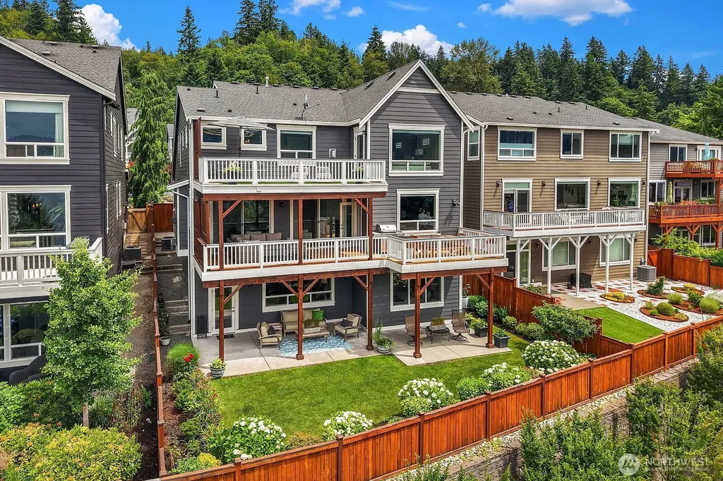 3857 201st Court SE Sammamish WA 98075