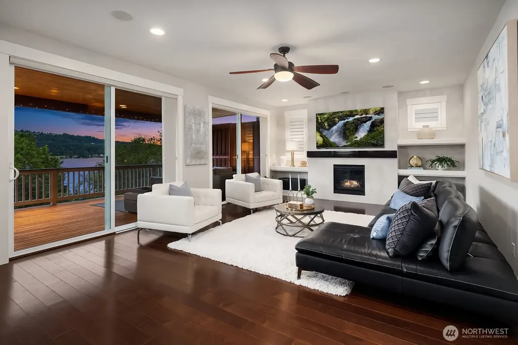 3857 201st Court SE Sammamish WA 98075