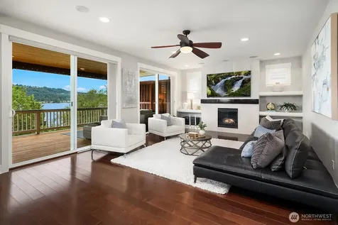 3857 201st Court SE Sammamish WA 98075