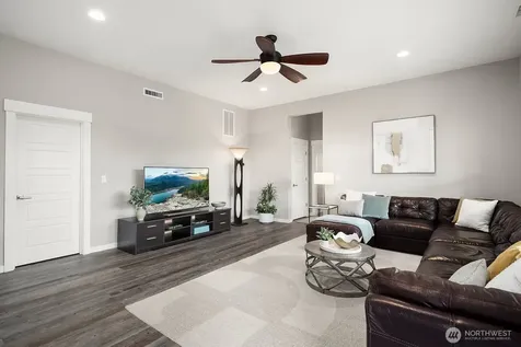 3857 201st Court SE Sammamish WA 98075