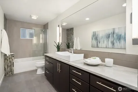 3857 201st Court SE Sammamish WA 98075