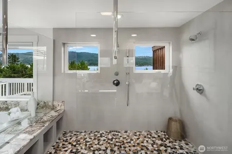 3857 201st Court SE Sammamish WA 98075
