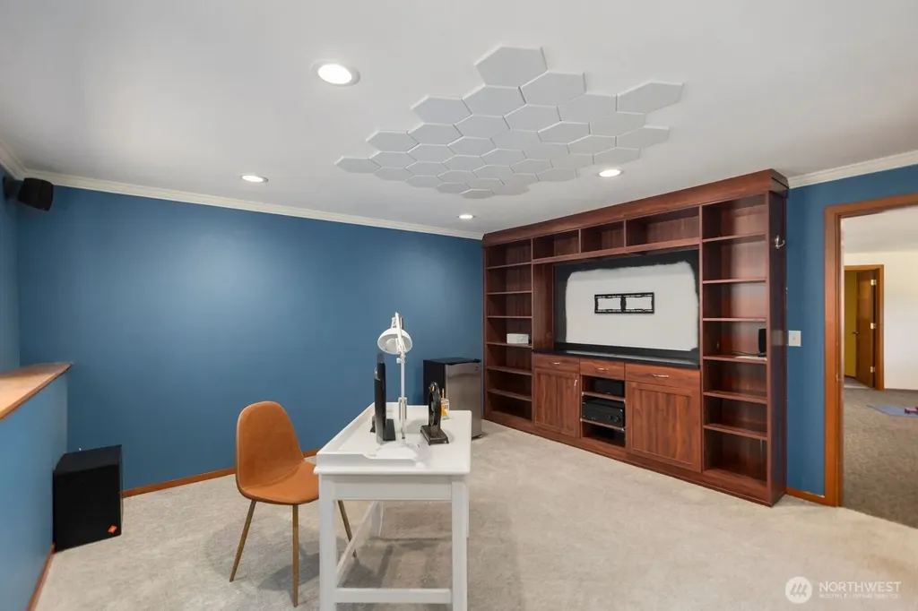 8618 NE 143rd Street Kirkland WA 98034