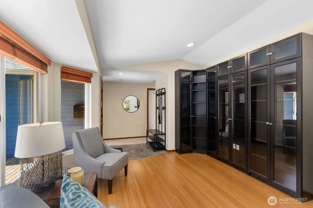 8618 NE 143rd Street Kirkland WA 98034