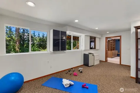 8618 NE 143rd Street Kirkland WA 98034