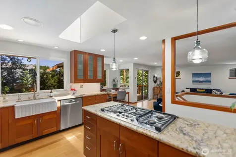 8618 NE 143rd Street Kirkland WA 98034