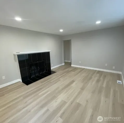 13829 51 Avenue S Tukwila WA 98168