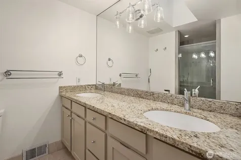 6425 Hampton Road S Seattle WA 98118