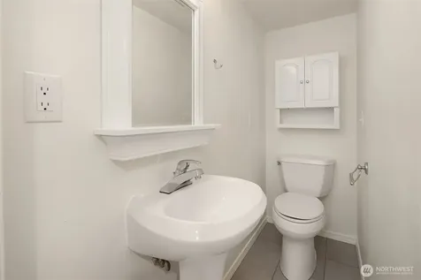 6425 Hampton Road S Seattle WA 98118