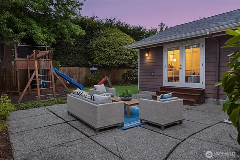 6425 Hampton Road S Seattle WA 98118