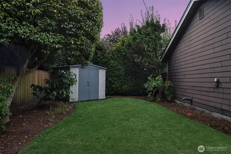 6425 Hampton Road S Seattle WA 98118