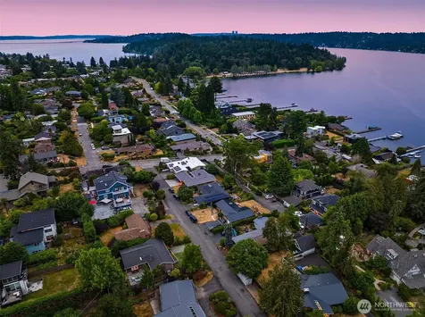 6425 Hampton Road S Seattle WA 98118