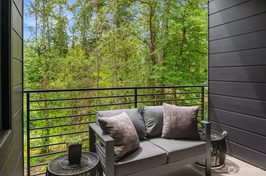14833 NE 2nd Court Bellevue WA 98007