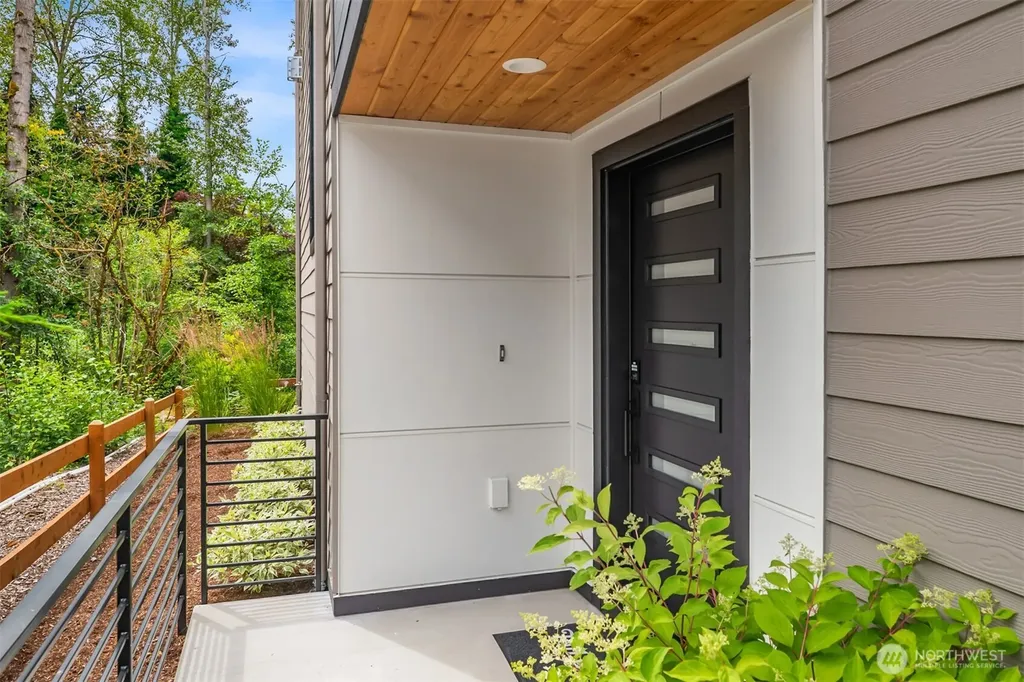 14833 NE 2nd Court Bellevue WA 98007
