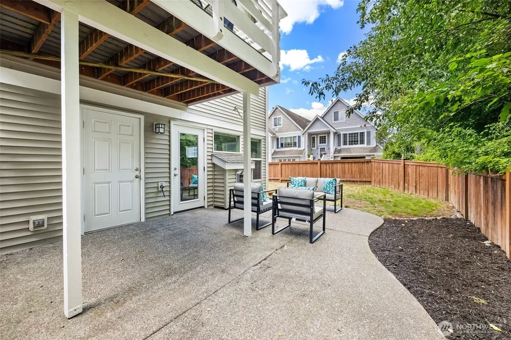 20454 137th Avenue SE Kent WA 98042