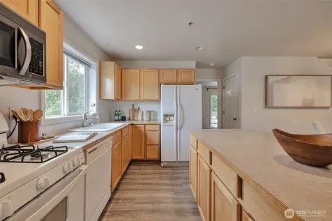 20454 137th Avenue SE Kent WA 98042