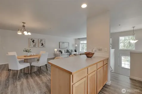 20454 137th Avenue SE Kent WA 98042