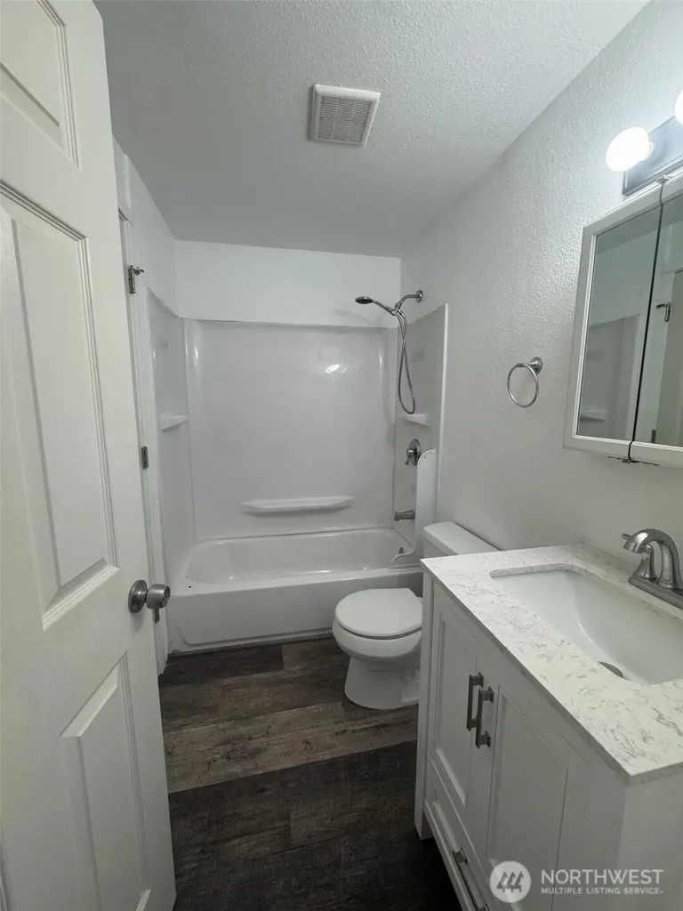 7139 S Tyler Street Court Tacoma WA 98409