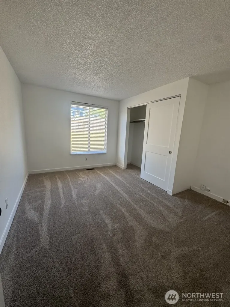 7139 S Tyler Street Court Tacoma WA 98409