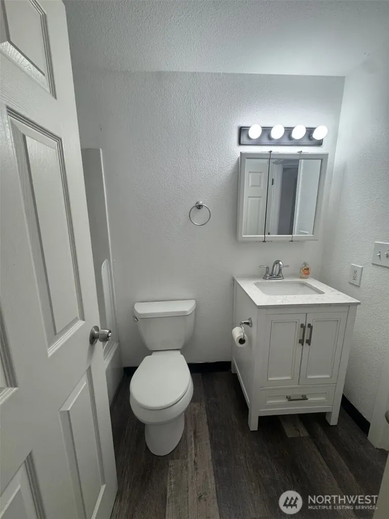 7139 S Tyler Street Court Tacoma WA 98409