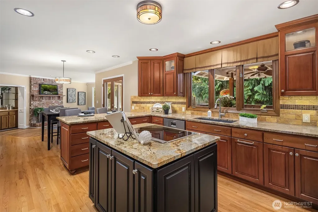 2521 227th Place NE Sammamish WA 98074