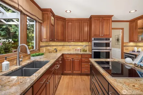 2521 227th Place NE Sammamish WA 98074