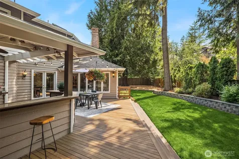 2521 227th Place NE Sammamish WA 98074