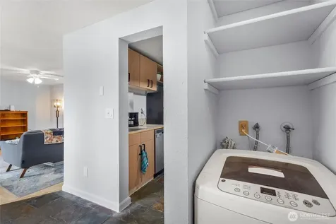 32304 4th Place S Federal Way WA 98003